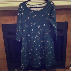 Dress 3/4 length sleeves